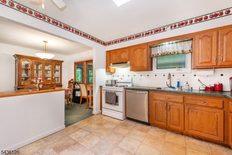 325 Conklintown rd