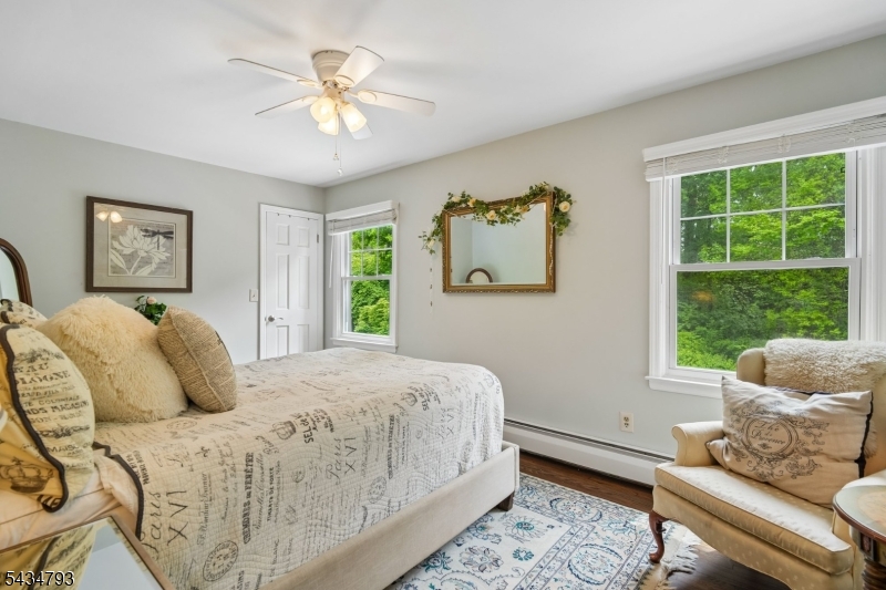 11 Auriemma Ct