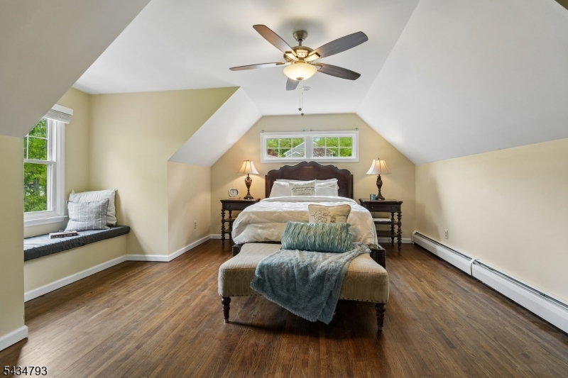 11 Auriemma Ct