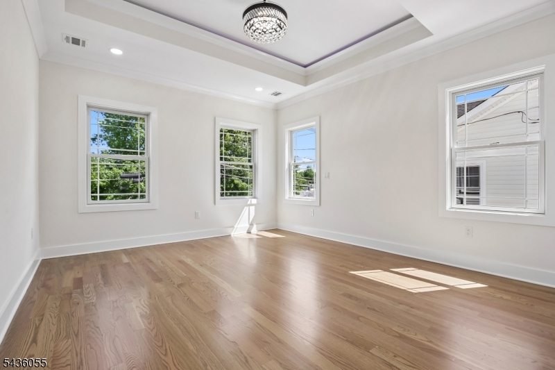 318 Halsey Rd