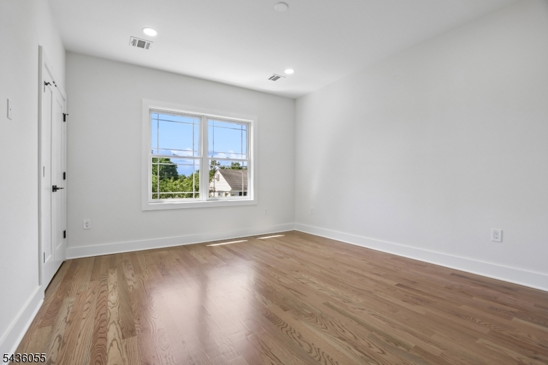 318 Halsey Rd