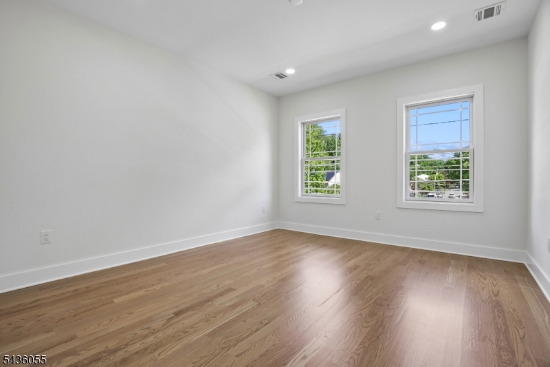 318 Halsey Rd