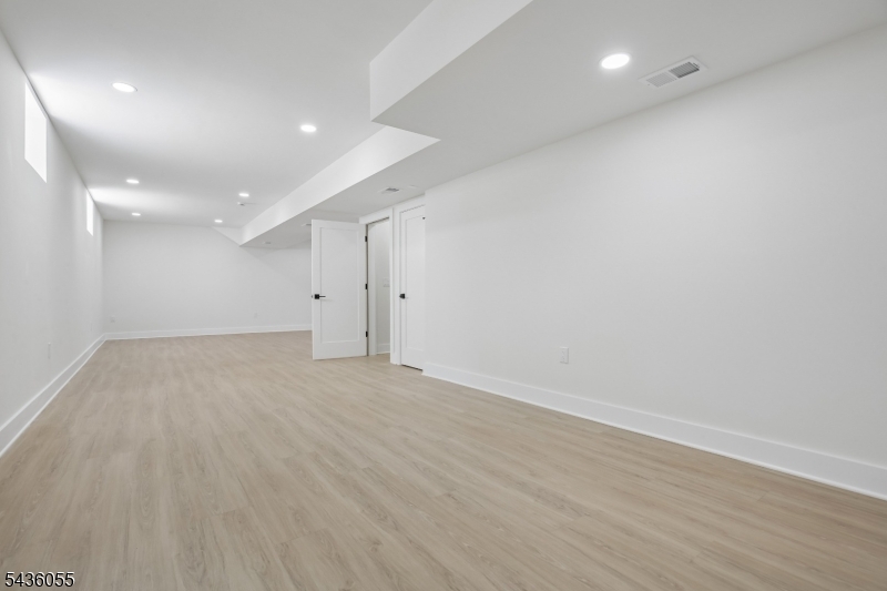318 Halsey Rd