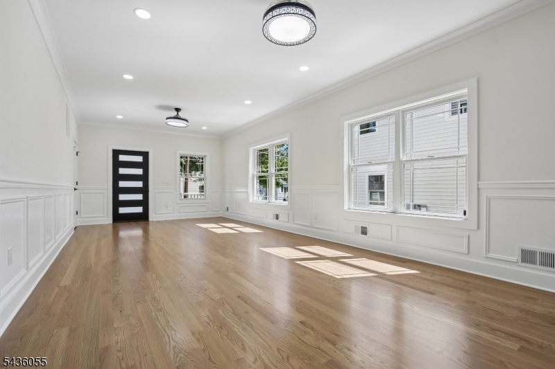 318 Halsey Rd