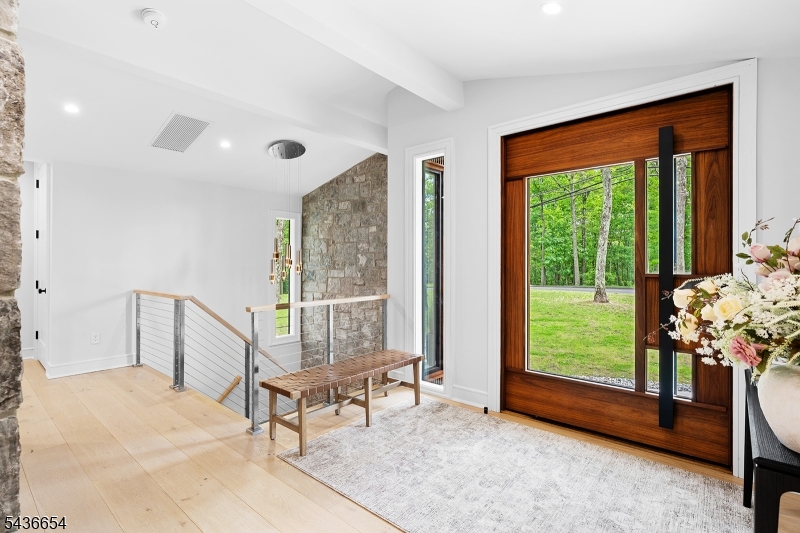 9 Hilltop Rd