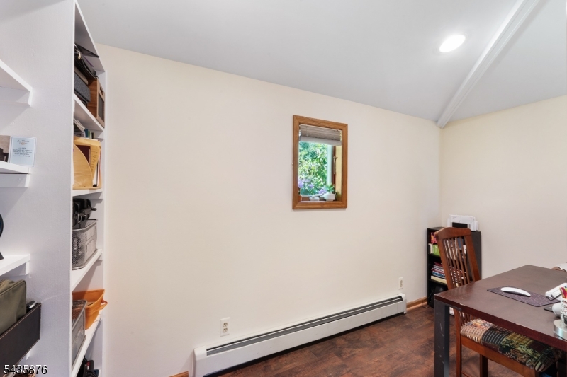 39 Lavin Rd