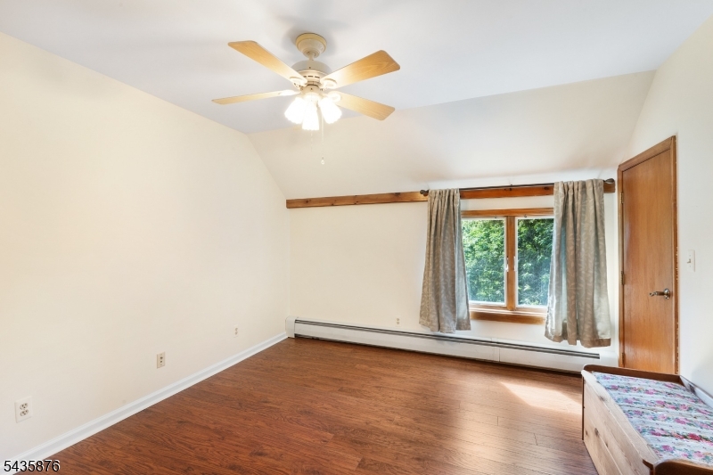 39 Lavin Rd