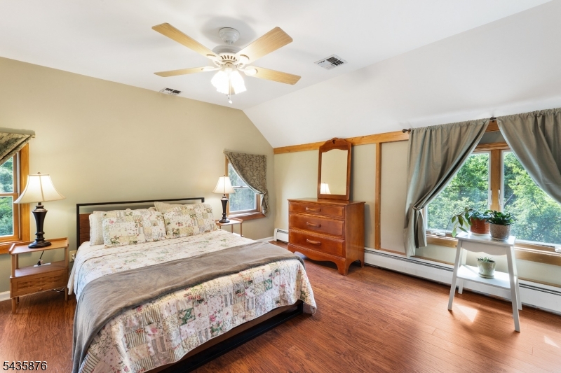 39 Lavin Rd