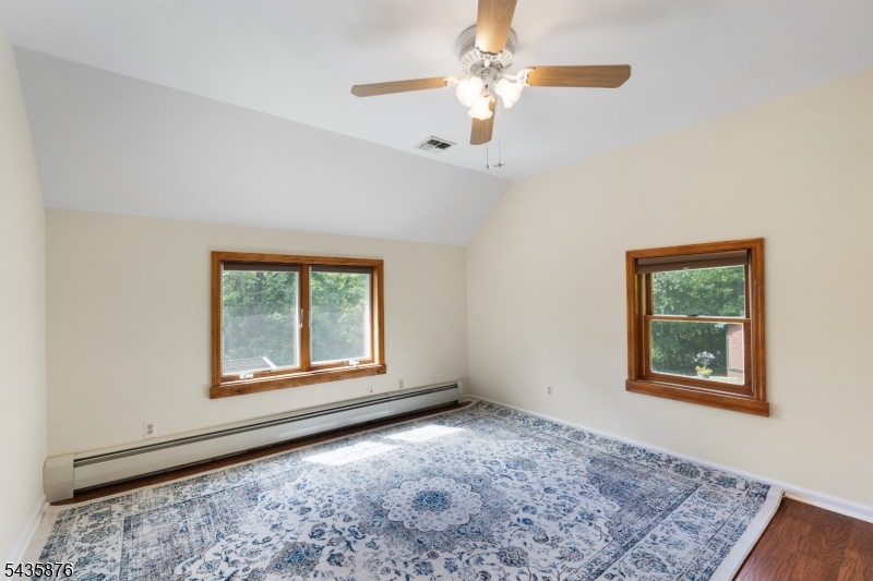 39 Lavin Rd
