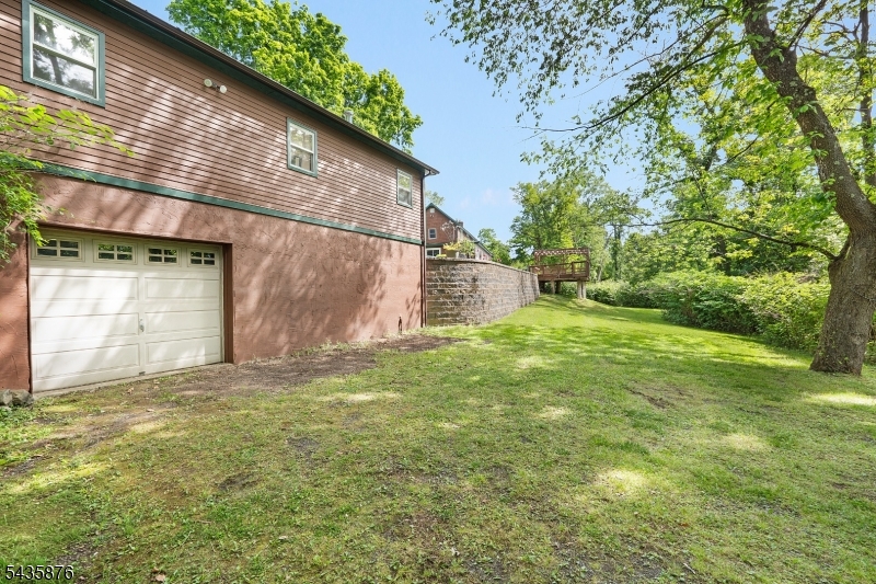 39 Lavin Rd