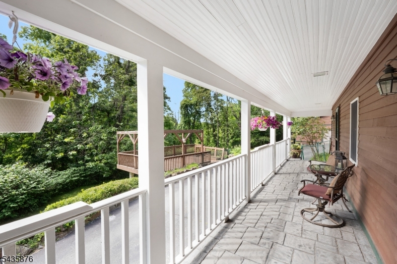 39 Lavin Rd