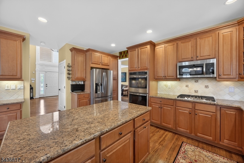 16 Saint Andrews Ct