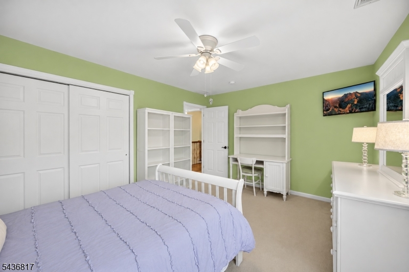 16 Saint Andrews Ct