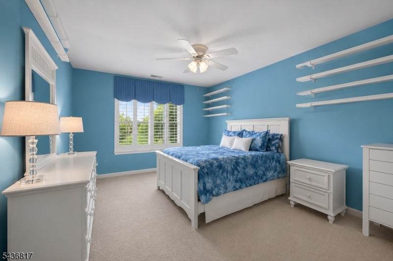 16 Saint Andrews Ct