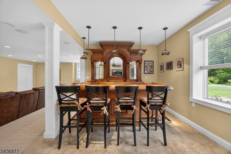 16 Saint Andrews Ct
