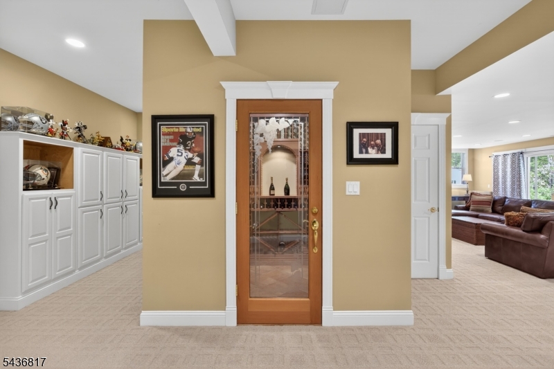 16 Saint Andrews Ct