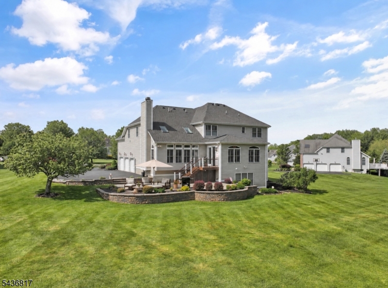 16 Saint Andrews Ct