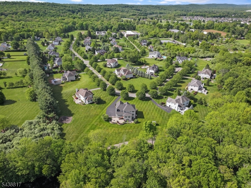 16 Saint Andrews Ct