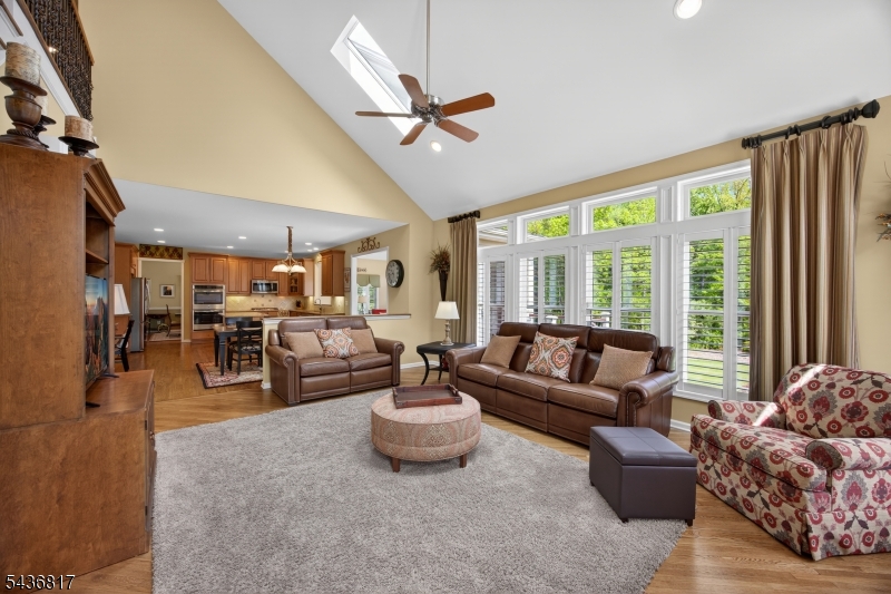 16 Saint Andrews Ct