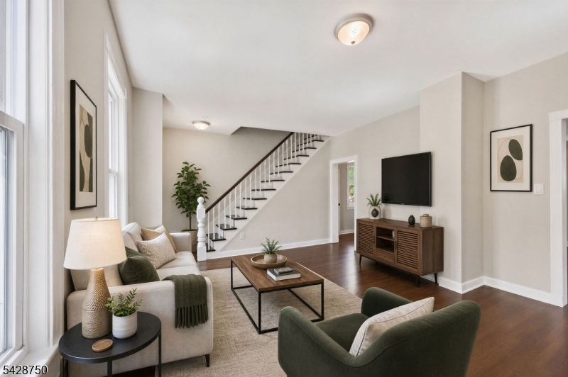 322 Madison Ave