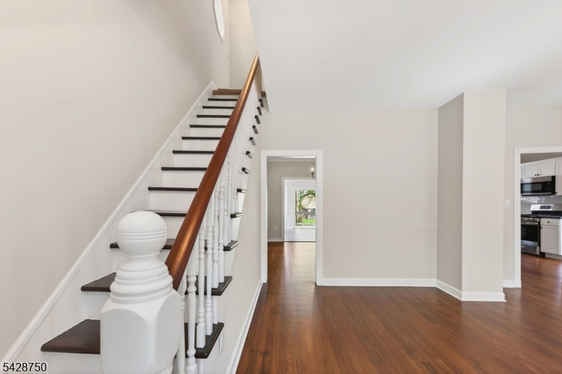 322 Madison Ave