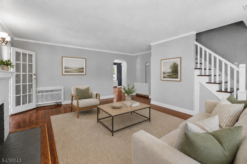 341 Huntington Rd