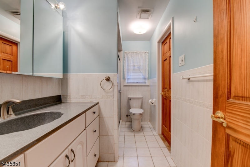 40 Sidney Ct