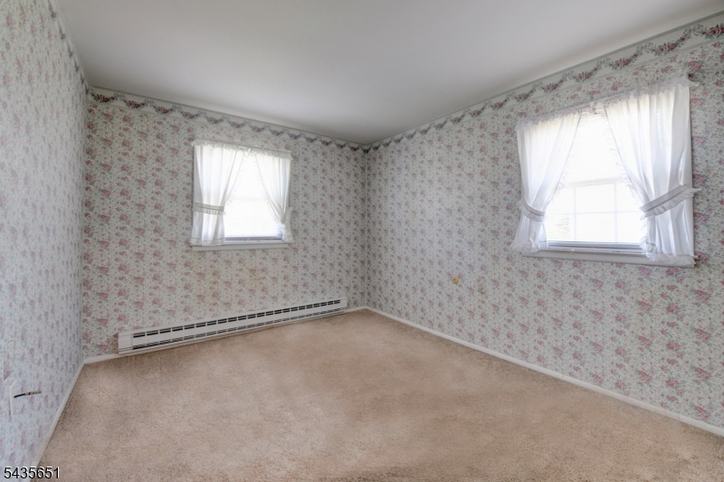 40 Sidney Ct