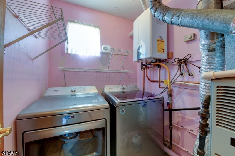 40 Sidney Ct