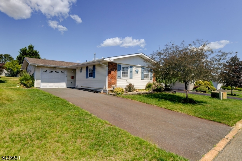 40 Sidney Ct