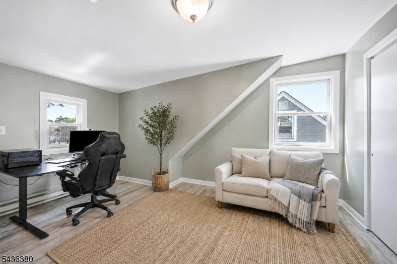 298 Fairway Ave