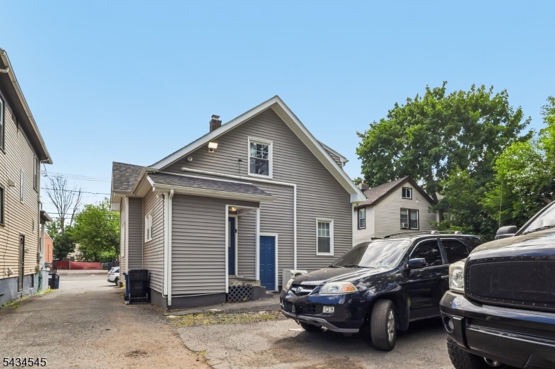 311 Monroe Ave