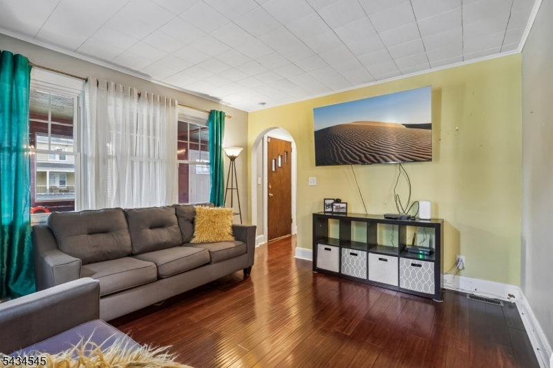 311 Monroe Ave