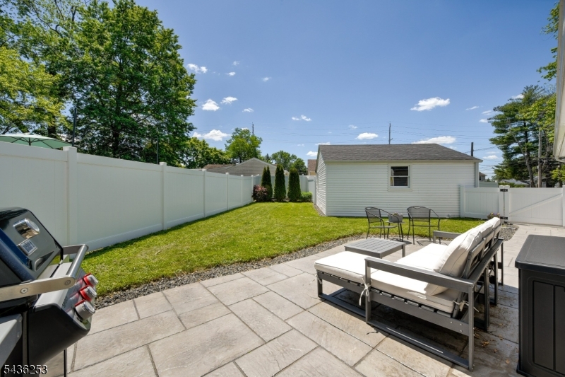 14 Adamsville Rd