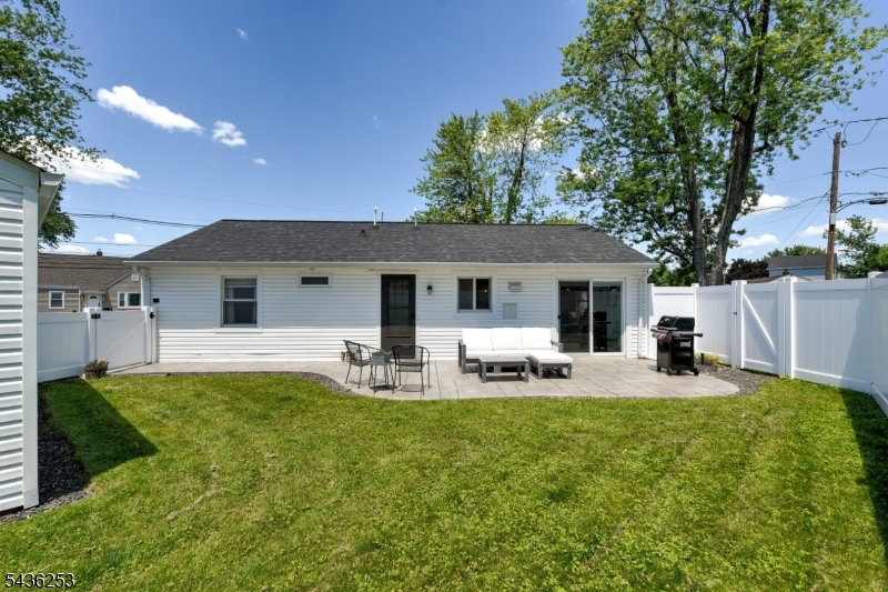 14 Adamsville Rd