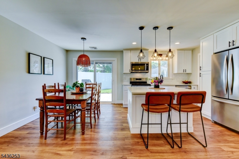 14 Adamsville Rd