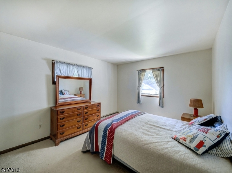 17 E Brown St