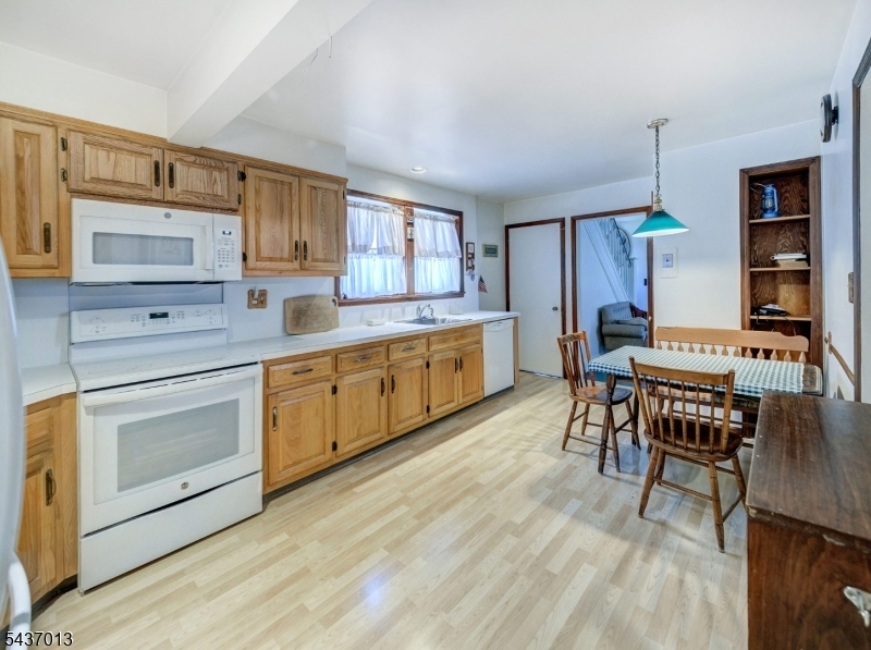 17 E Brown St