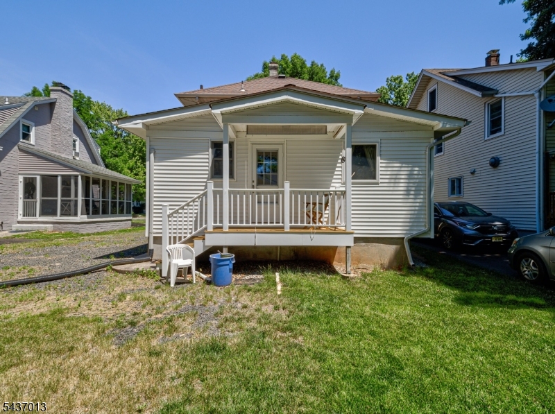 17 E Brown St