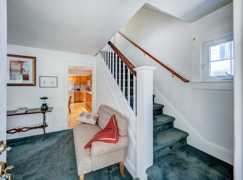 17 E Brown St
