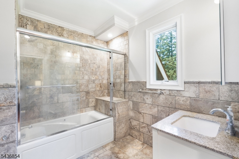 165 Fox Chase Rd
