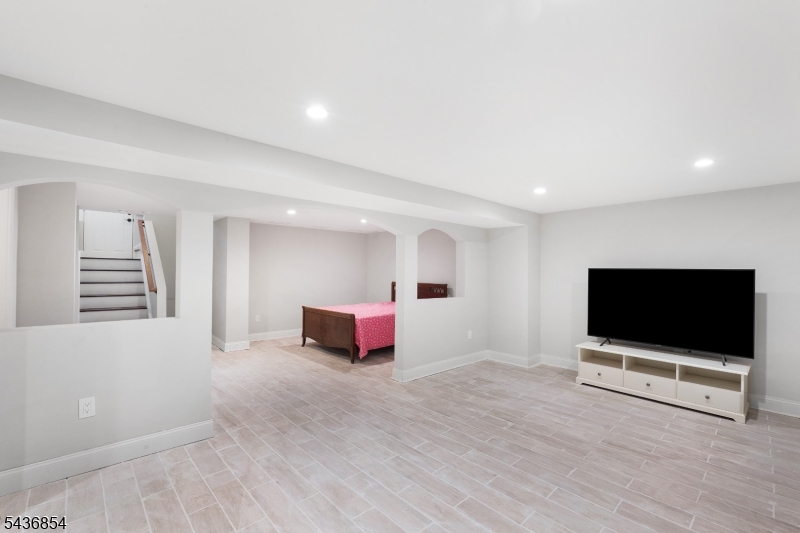 165 Fox Chase Rd