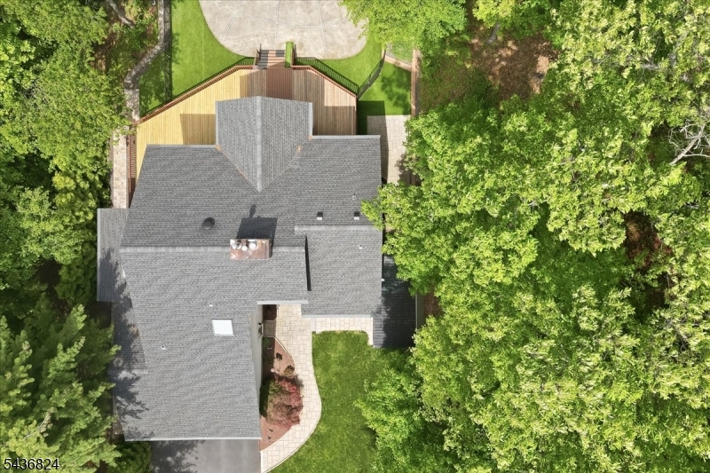 1079 Hoffman Rd