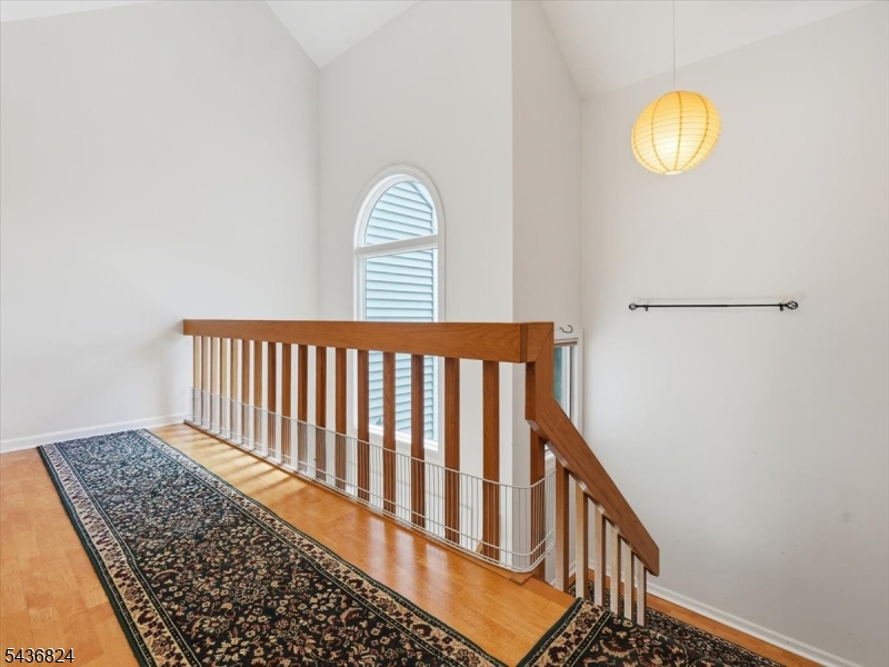 1079 Hoffman Rd