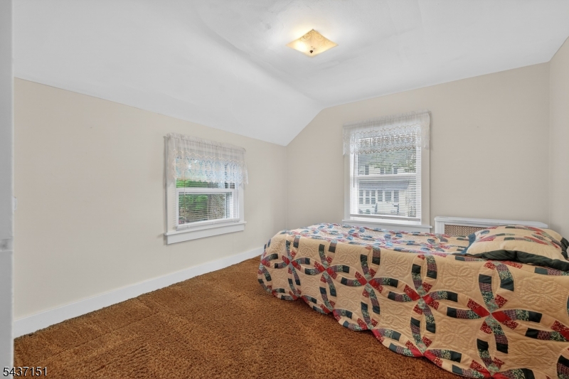 189 Tappan Ave