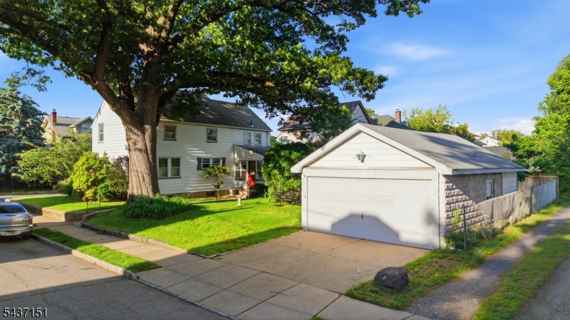 189 Tappan Ave