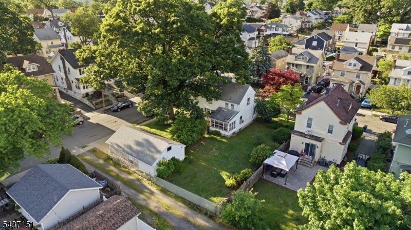 189 Tappan Ave