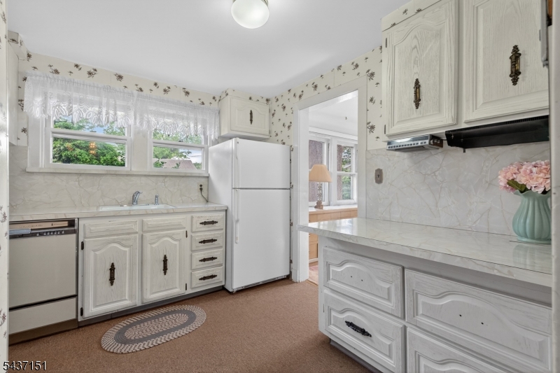 189 Tappan Ave