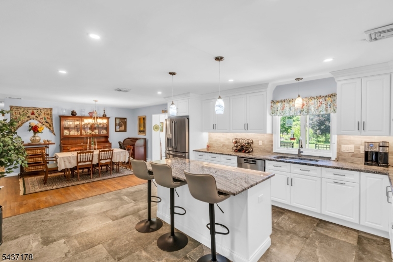 31 Water St