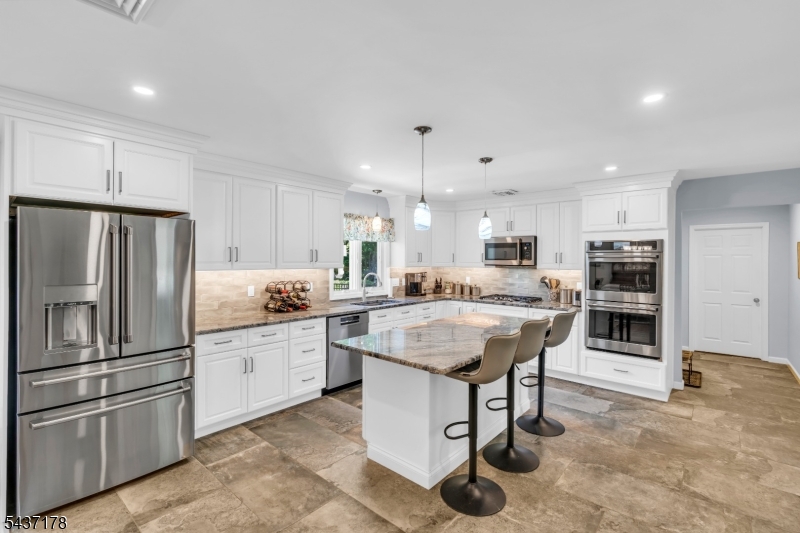 31 Water St